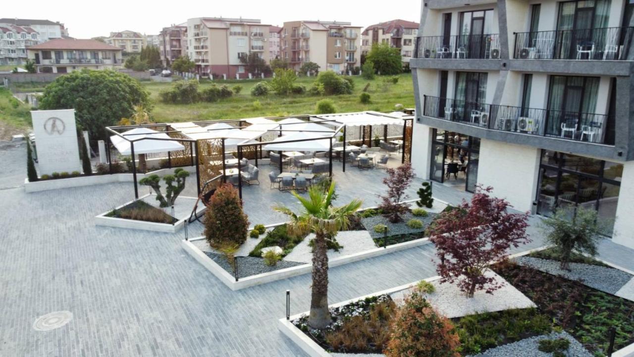 Хотел Address Ravda Exteriör bild